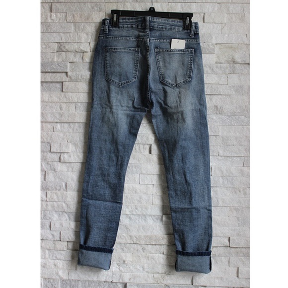 Distressed Skinny Jeans - Picture 3 of 5